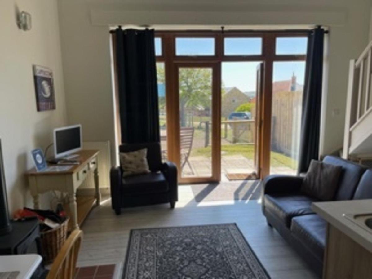 Bike Shed - Beautiful 1-Bed Cottage In Shorwell Eksteriør bilde