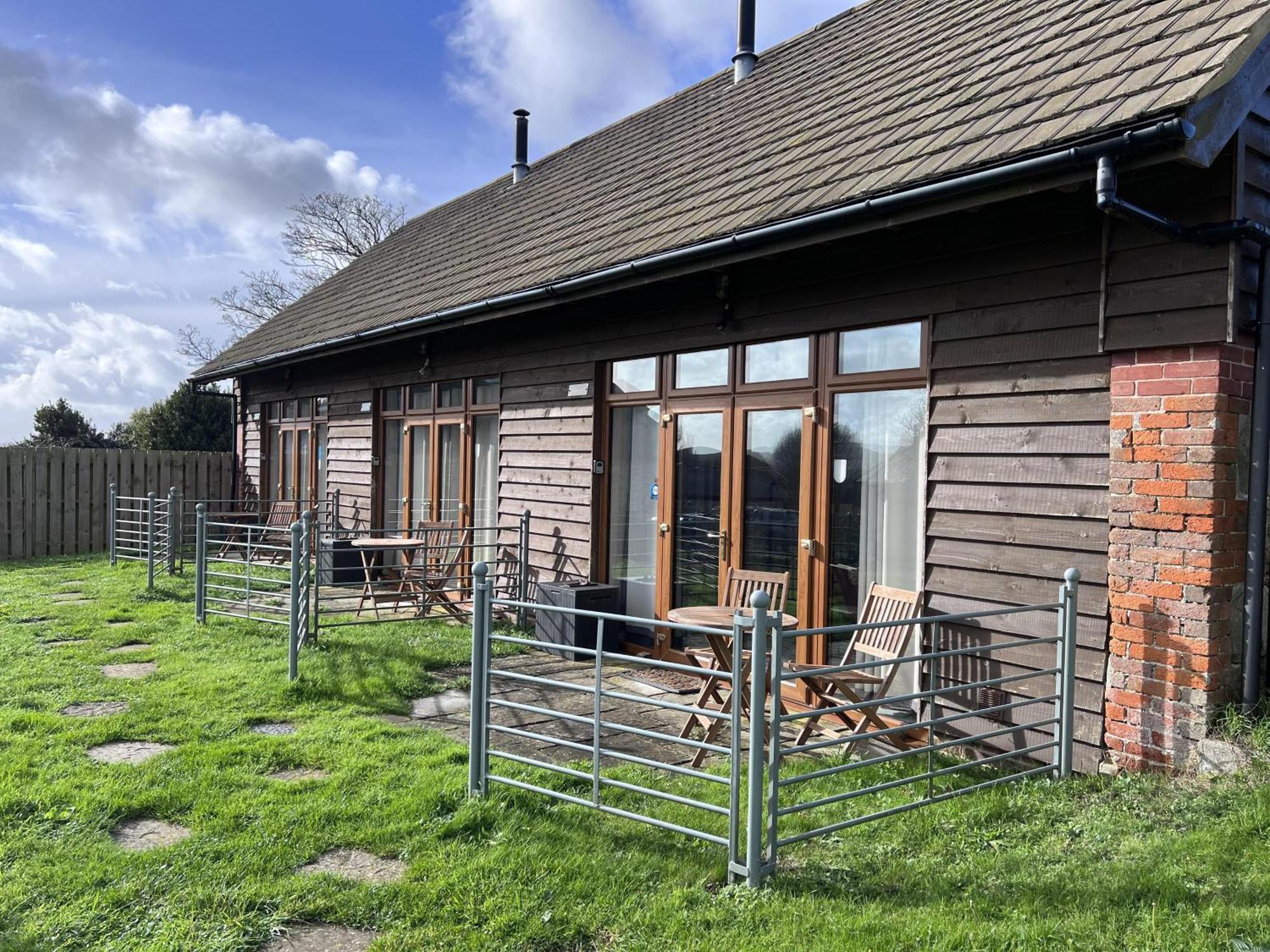 Bike Shed - Beautiful 1-Bed Cottage In Shorwell Eksteriør bilde